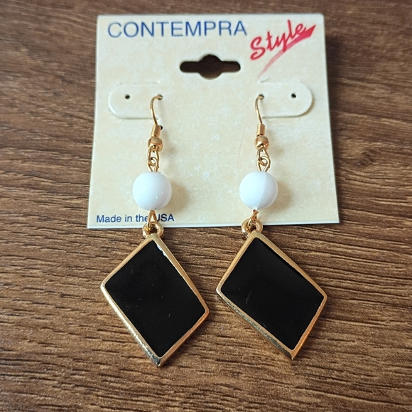 Contempra Jewelry - Vintage Contempra Style Black Gold Diamond Shape White Bead Mod Earrings